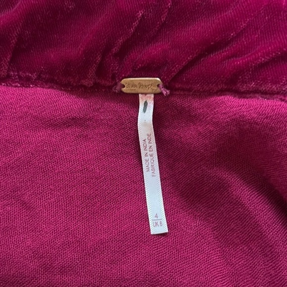 Free People Vivienne Ruched Velvet Mini Skirt - Rose Hypnotic - Raspberry Sz. 4 - Picture 11 of 11